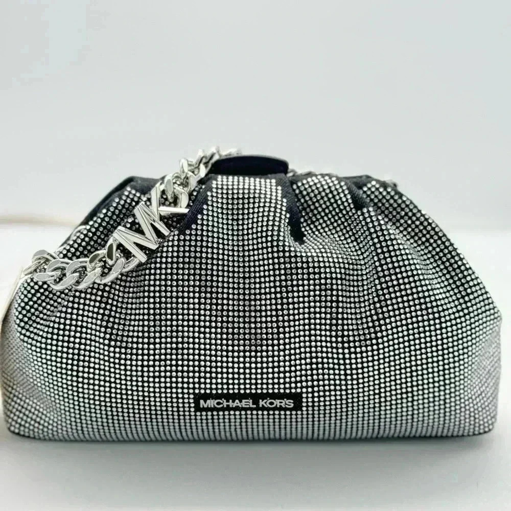 🖤💎BNWT Shine Bright like a Diamond 💎 Michael Kors Clutch Black Denim🖤